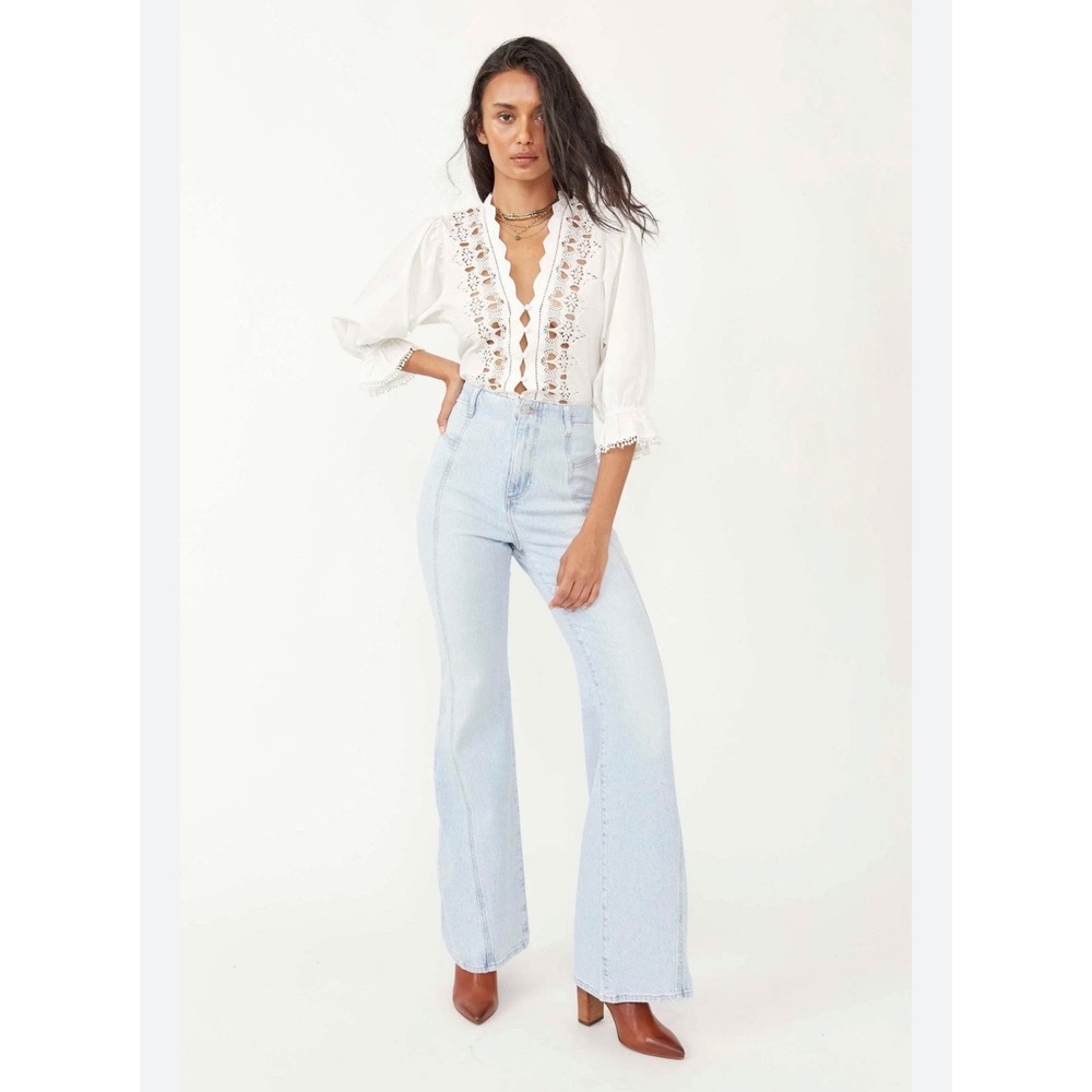 Free People Women's Florence Flare Jeans Light Wash Blue Size‎ 30 High Rise
